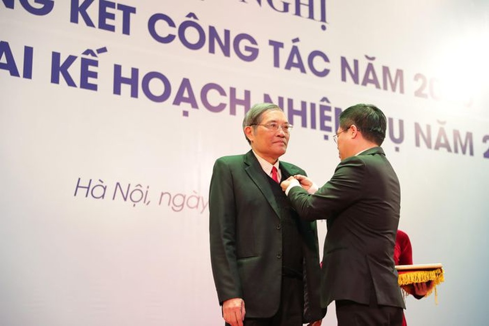 18 thầy cô được phong tặng danh hiệu Nhà giáo nhân dân năm 2020 là ai? - 14 18 thầy cô được phong tặng danh hiệu Nhà giáo nhân dân năm 2020 là ai? - 14