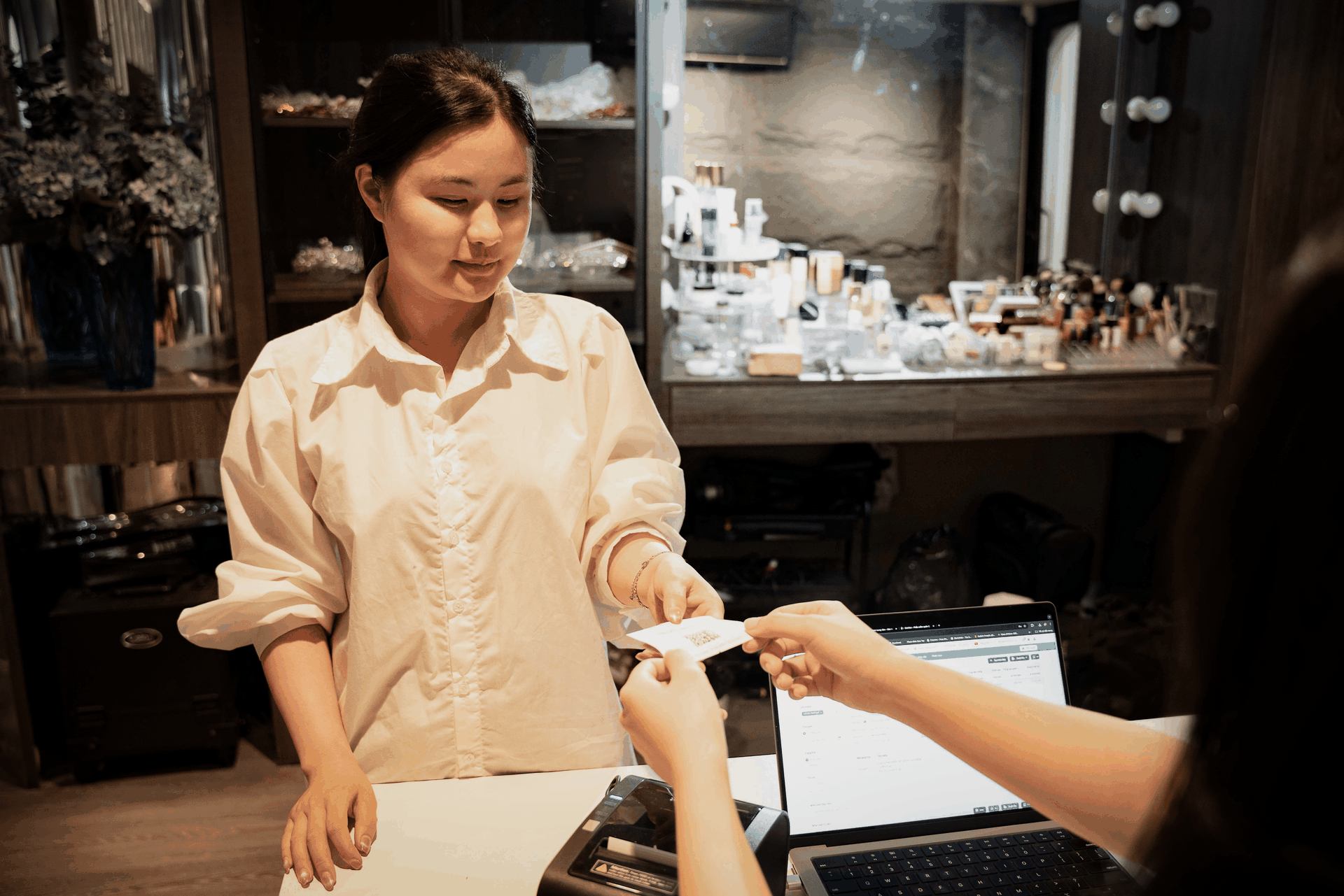Hóa đơn điện tử khởi tạo từ máy tính tiền: Nhiều điều kiện thuận lợi cho hộ kinh doanh - 9 Hóa đơn điện tử khởi tạo từ máy tính tiền: Nhiều điều kiện thuận lợi cho hộ kinh doanh - 9
