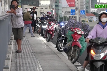Dừng đỗ xe trên cầu Thủ Thiêm 2: "Nếu vi phạm thì nguyên đường bị bắt hết"