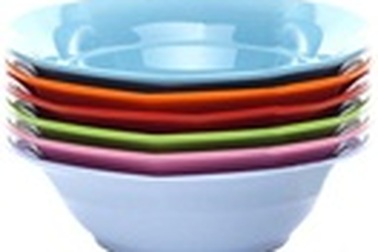 Độc hại từ chén đĩa không nguồn gốc