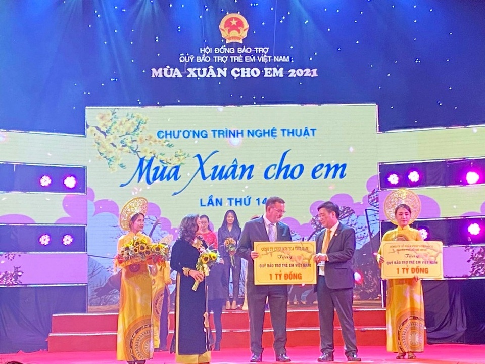 Sơn TOA Việt Nam và sứ mệnh mang mùa xuân yêu thương cho các em nhỏ - 5 Sơn TOA Việt Nam và sứ mệnh mang mùa xuân yêu thương cho các em nhỏ - 5