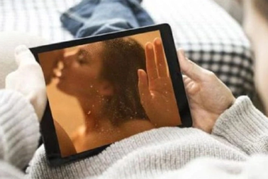 Xem phim đồi trụy, sinh viên bị đuổi khỏi ký túc xá Trường Bách khoa TPHCM