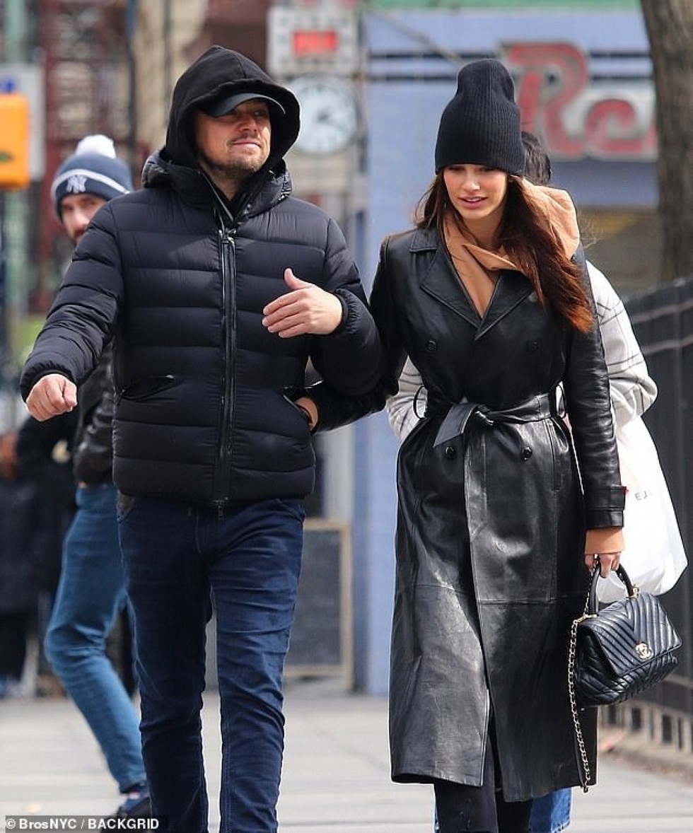 Leonardo DiCaprio - Camila và những cặp đôi chênh nhau hàng chục tuổi - 5 Leonardo DiCaprio - Camila và những cặp đôi chênh nhau hàng chục tuổi - 5