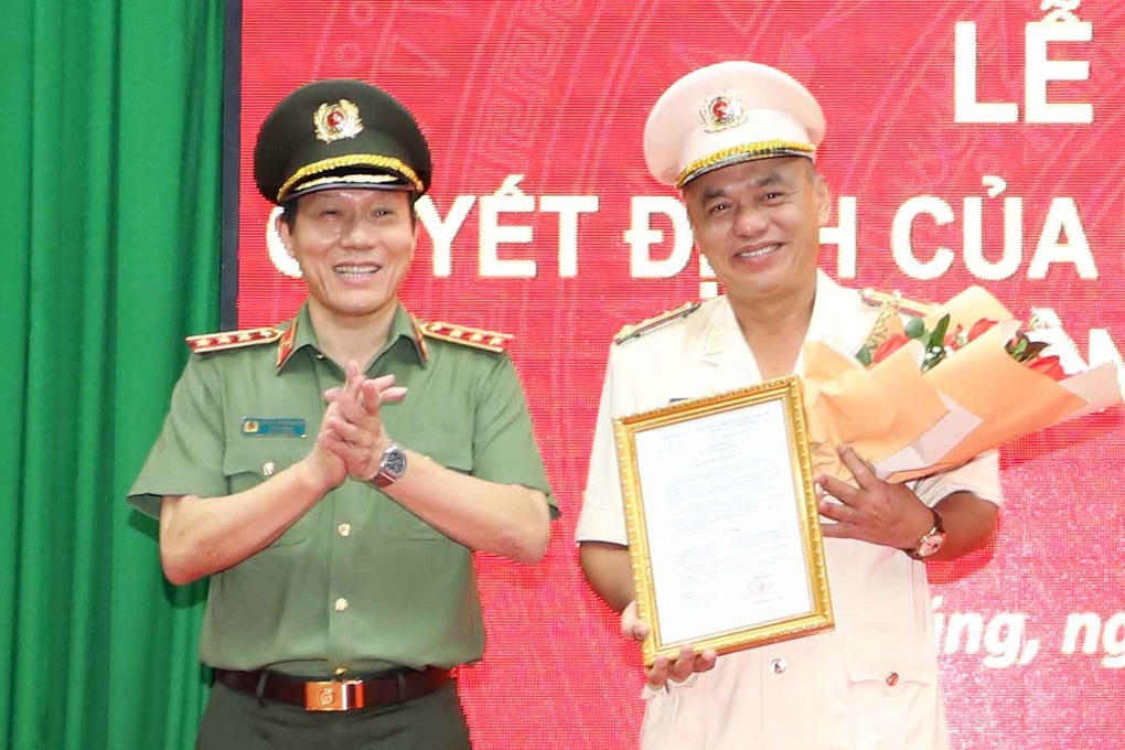 Sóc Trăng có tân Giám đốc Công an tỉnh - 2 Sóc Trăng có tân Giám đốc Công an tỉnh - 2