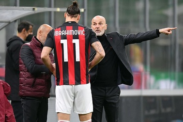 Không nuốt trôi được thất bại, HLV AC Milan từ chối bắt tay Solskjaer