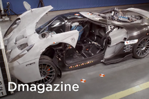 Các siêu xe "triệu đô" được thử nghiệm va chạm như thế nào?