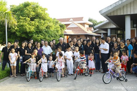 Trung thu ấm áp tại làng trẻ SOS 