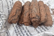 Phát hiện 8 quả đạn còn nguyên ngòi nổ khi đưa rác vào lò đốt