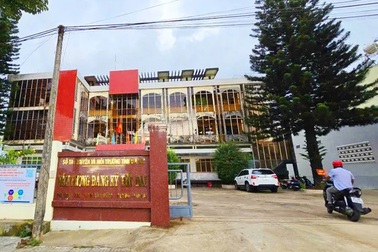 Yêu cầu lãnh đạo cam kết trách nhiệm với việc giải quyết hồ sơ đất đai