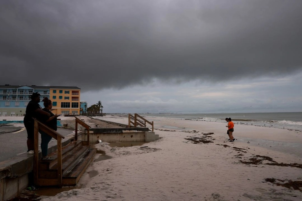 Một số thành phố của bang Florida ban bố giới nghiêm trước siêu bão Milton - 2 Một số thành phố của bang Florida ban bố giới nghiêm trước siêu bão Milton - 2
