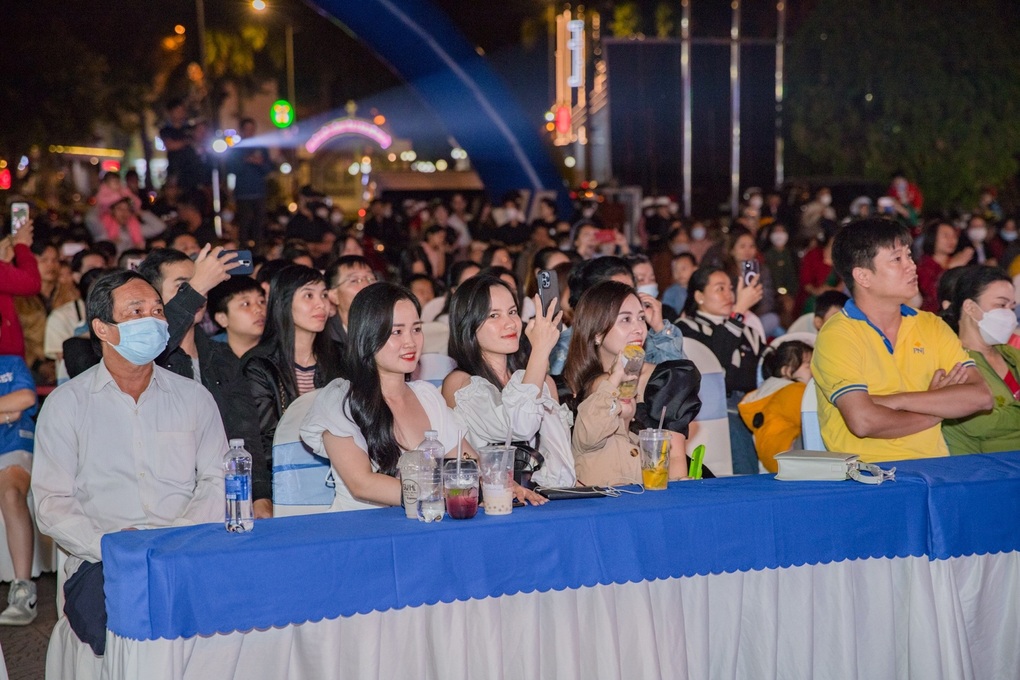 Hơn 1.000 người tham gia lễ hội trang sức PNJ tại phố núi - 3