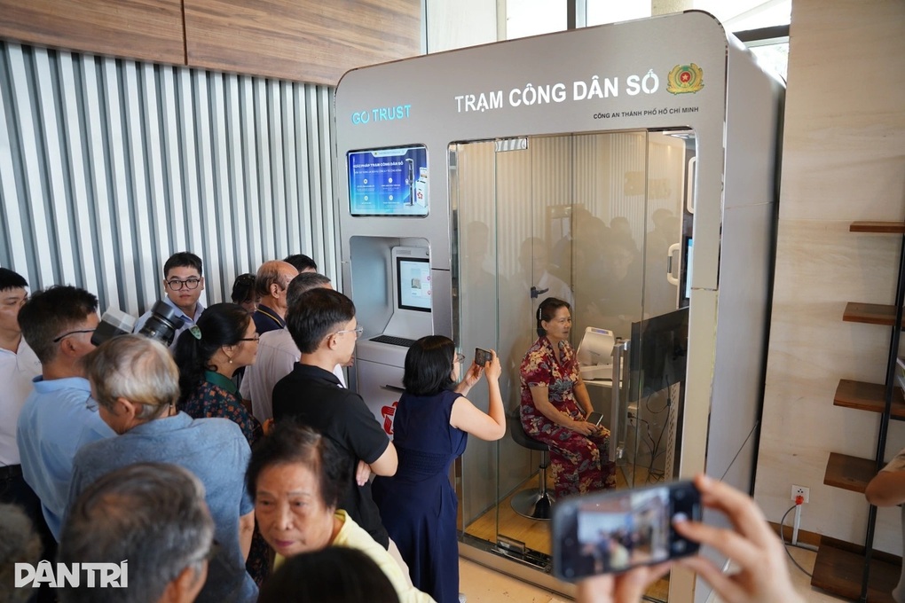 TPHCM định hướng quản trị siêu đô thị bằng dữ liệu, trí tuệ nhân tạo - 1 TPHCM định hướng quản trị siêu đô thị bằng dữ liệu, trí tuệ nhân tạo - 1