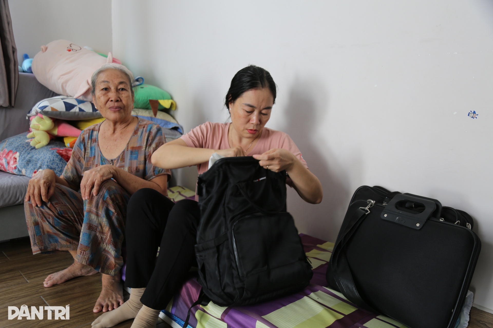 Cận cảnh khu vực nguy cơ sạt lở khiến 19 hộ dân Vũng Tàu di dời trong đêm - 11 Cận cảnh khu vực nguy cơ sạt lở khiến 19 hộ dân Vũng Tàu di dời trong đêm - 11