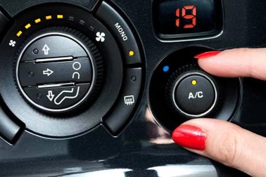 Ô tô sạch sẽ mà điều hoà vẫn có mùi hôi: Nguyên nhân và cách xử lý