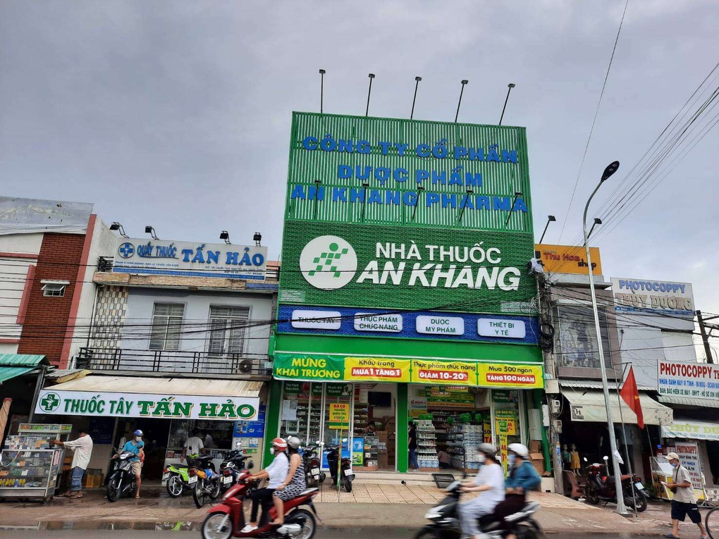 Sự vươn lên của các ông lớn bán lẻ dược: An Khang đi sau nhưng tiềm lực lớn - 2 Sự vươn lên của các ông lớn bán lẻ dược: An Khang đi sau nhưng tiềm lực lớn - 2