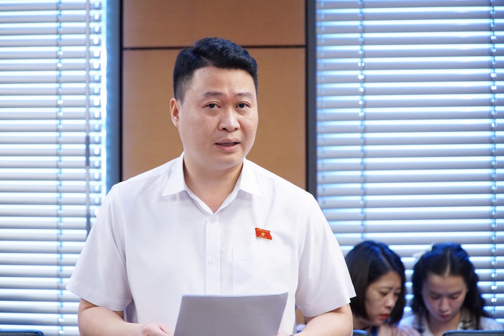 Xung đột lợi ích dễ phát sinh khi viên chức chân trong chân ngoài - 1 Xung đột lợi ích dễ phát sinh khi viên chức chân trong chân ngoài - 1
