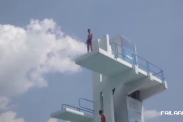 Tuyển tập những sự cố hài hước ở bể bơi