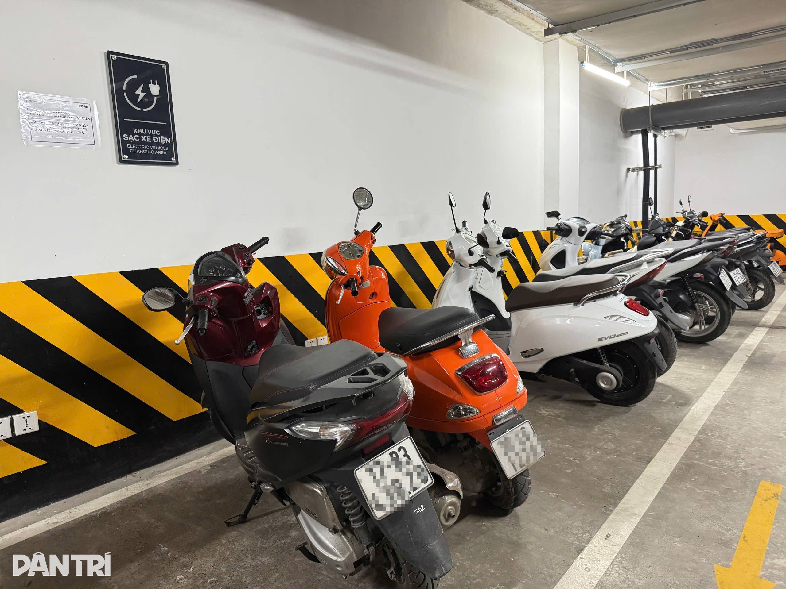 Hiểu lầm về xe điện khiến nhiều người ở Hà Nội e dè - 1 Hiểu lầm về xe điện khiến nhiều người ở Hà Nội e dè - 1