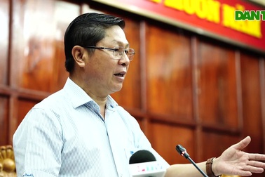 Thứ trưởng Lê Tấn Dũng phát biểu