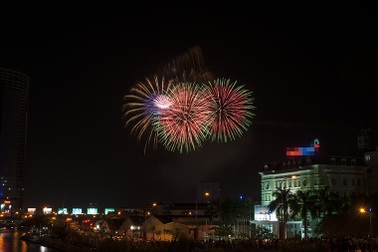TP HCM bắn pháo hoa tại 2 điểm mừng Quốc khánh 2/9
