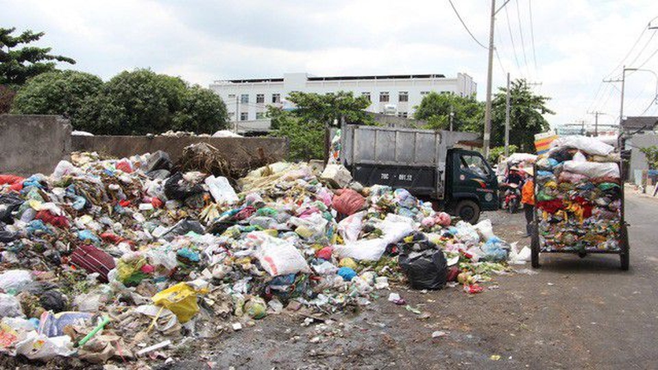 TPHCM: Đường dây rác dân lập thu gom hơn 5.000 tấn rác mỗi ngày - 2 TPHCM: Đường dây rác dân lập thu gom hơn 5.000 tấn rác mỗi ngày - 2