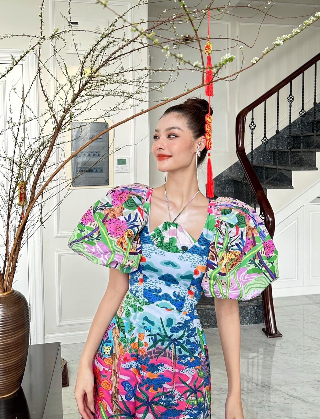 Mỹ nhân tuổi Thìn ăn Tết: Người áp lực giữ dáng, người tặng nhà cho cha mẹ - 4 Mỹ nhân tuổi Thìn ăn Tết: Người áp lực giữ dáng, người tặng nhà cho cha mẹ - 4