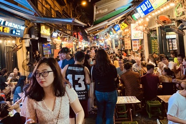 Việt Nam phải làm gì nếu muốn "thắp sáng kinh tế ban đêm" như Trung Quốc?