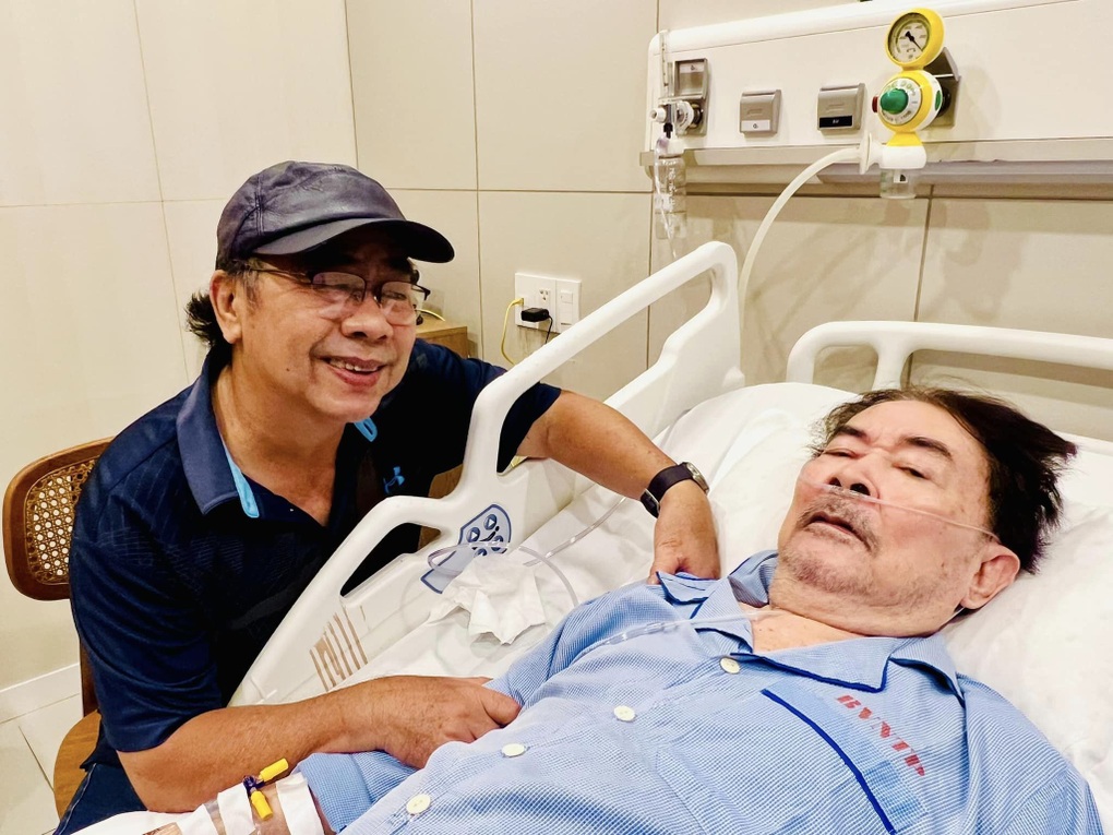 Hai Nhất Biệt động Sài Gòn qua cơn nguy kịch sau khi bị đột quỵ tuổi 75 - 1 Hai Nhất Biệt động Sài Gòn qua cơn nguy kịch sau khi bị đột quỵ tuổi 75 - 1