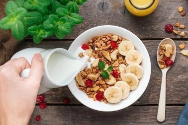 Chuyên gia mách bạn mẹo đơn giản giữ dáng trong những ngày nghỉ lễ