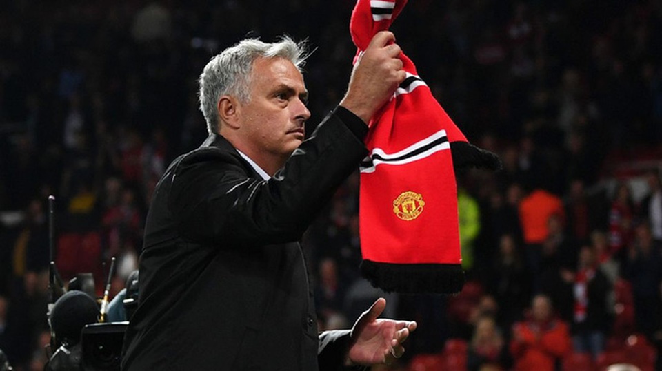 Mourinho mang về tân binh đắt giá, tuyên bố không trả thù Man Utd - 2 Mourinho mang về tân binh đắt giá, tuyên bố không trả thù Man Utd - 2