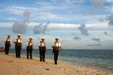 Không xa đâu Trường Sa ơi!