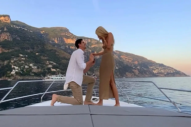 Chuyến du lịch rực rỡ của Thibaut Courtois và vị hôn thê xinh đẹp