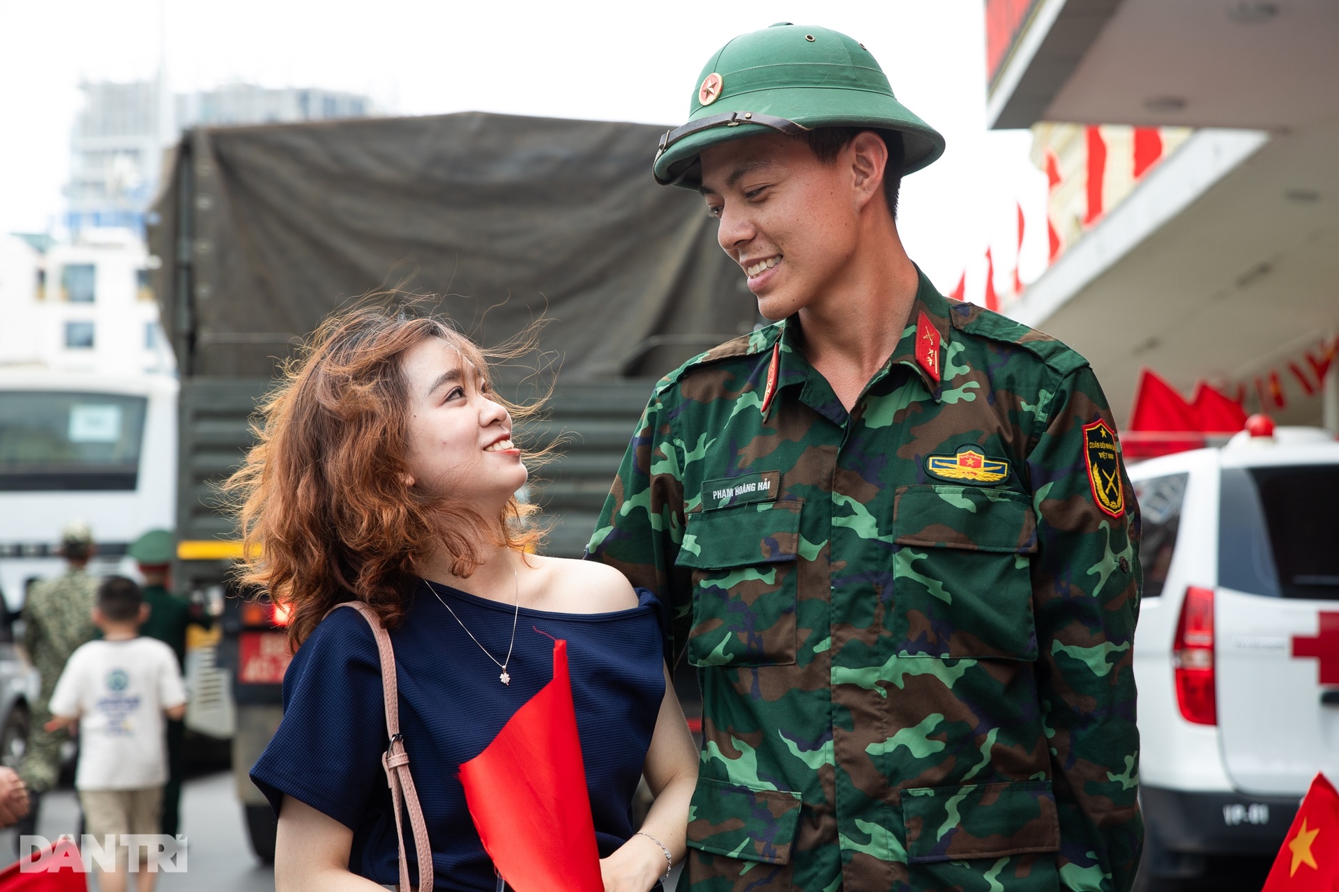 Rạng rỡ gương mặt chiến sĩ tham gia diễu binh, diễu hành trở về Thủ đô - 9 Rạng rỡ gương mặt chiến sĩ tham gia diễu binh, diễu hành trở về Thủ đô - 9