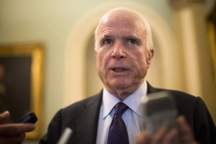 Ông McCain hối thúc dỡ bỏ "càng sớm càng tốt" lệnh cấm vận vũ khí với Việt Nam