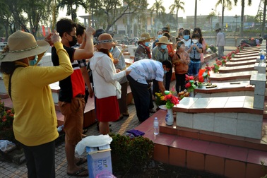 Cùng về nguồn, tưởng nhớ công lao các bậc anh hùng liệt sĩ