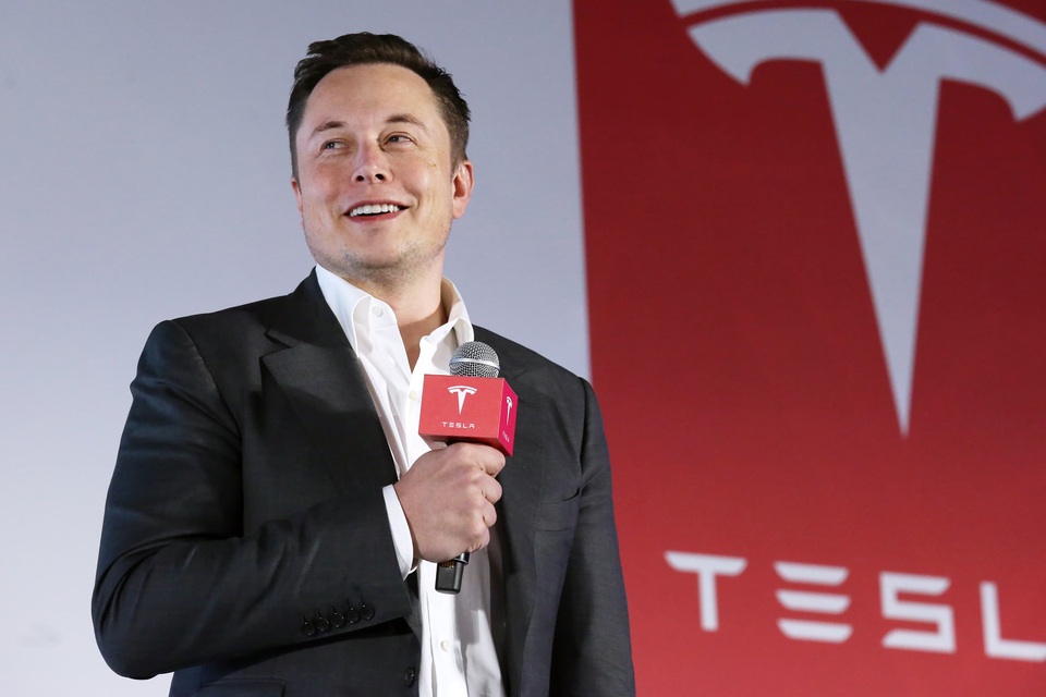 Elon Musk chơi trội, thay đổi loạt chức danh tại Tesla - 1 Elon Musk chơi trội, thay đổi loạt chức danh tại Tesla - 1