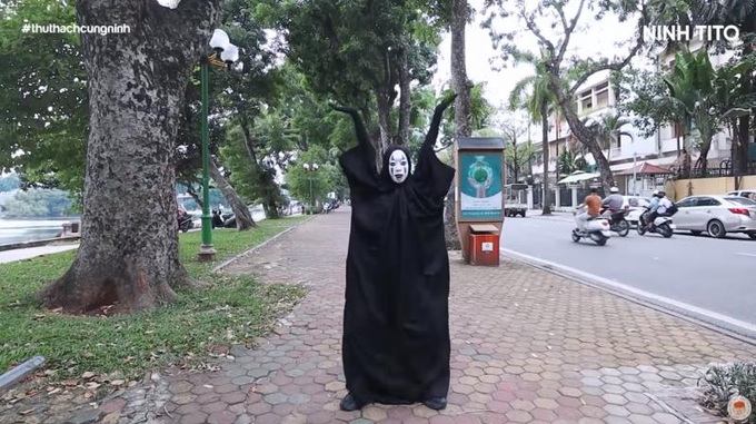 Những màn hóa trang khó đỡ nhất của YouTuber trong lễ Halloween - Ảnh 1.