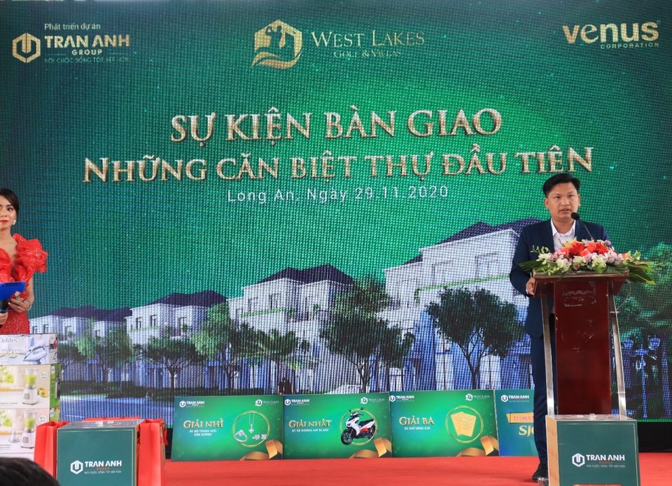 Biệt thự sân golf West Lakes Golf Villas chính thức được bàn giao - 1 Biệt thự sân golf West Lakes Golf Villas chính thức được bàn giao - 1