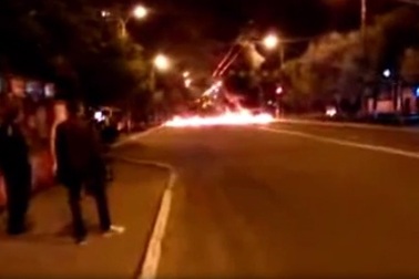 Quân đội Ukraine tấn công thêm 2 điểm nóng ở miền đông