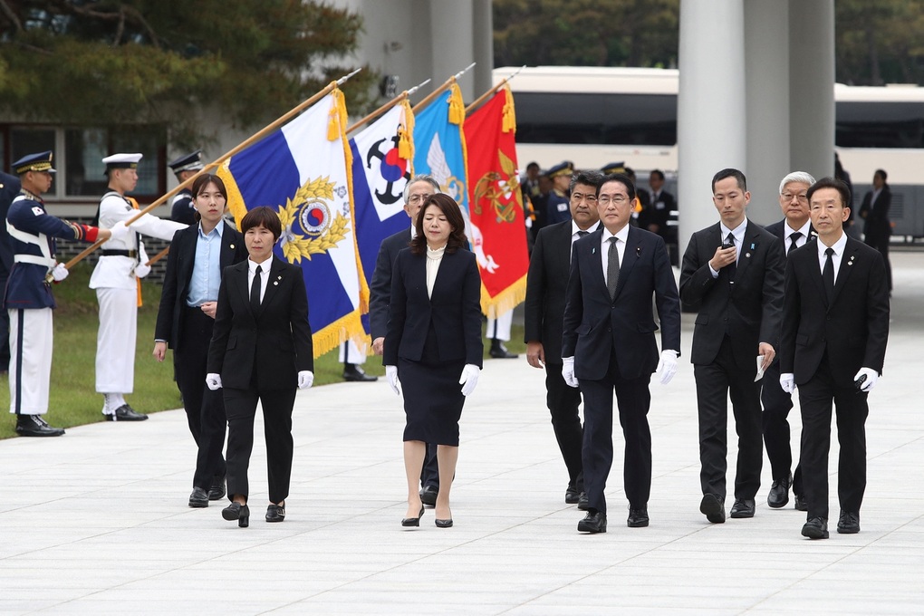 日本の首相が韓国を訪問、北朝鮮への対応策を探る - 2