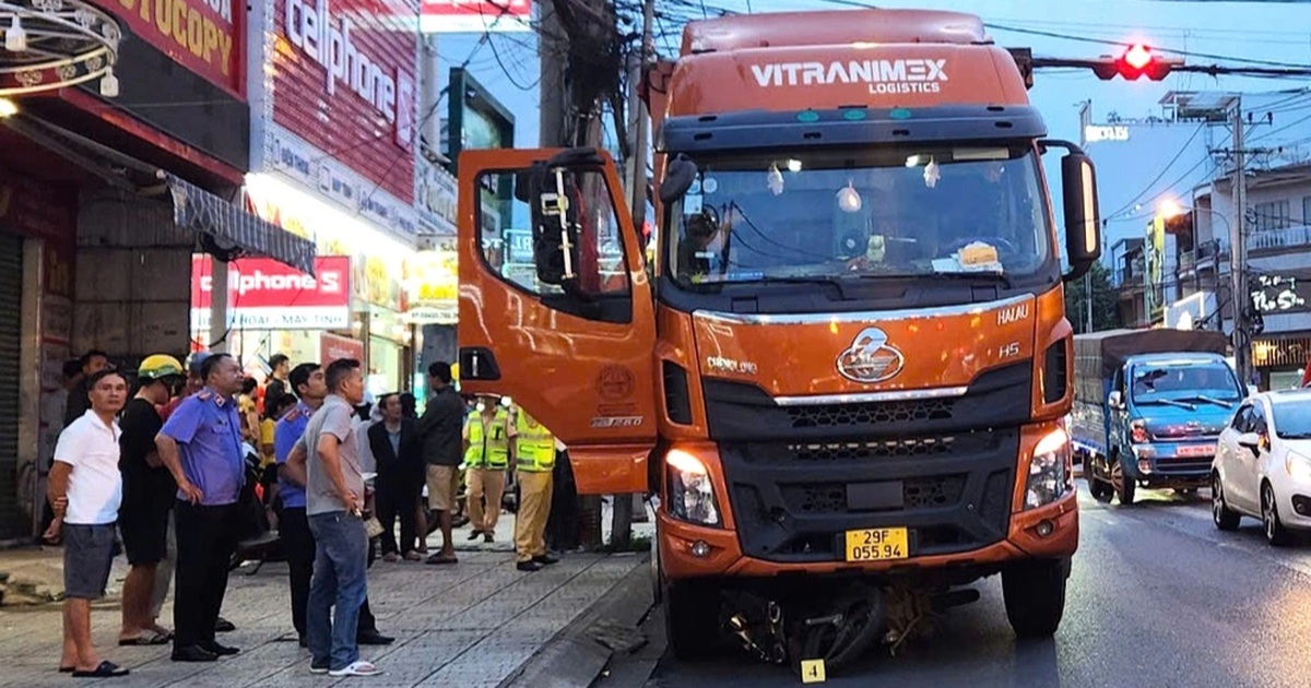 Ô tô không người lái cán tử vong người dừng đèn đỏ, ai chịu trách nhiệm?