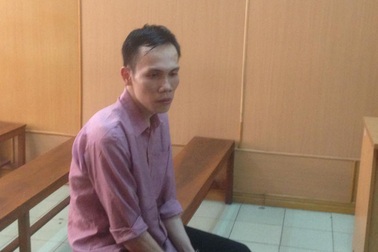 Tranh cãi tiền kích dục, khách giết chết chủ quán cà phê đèn mờ