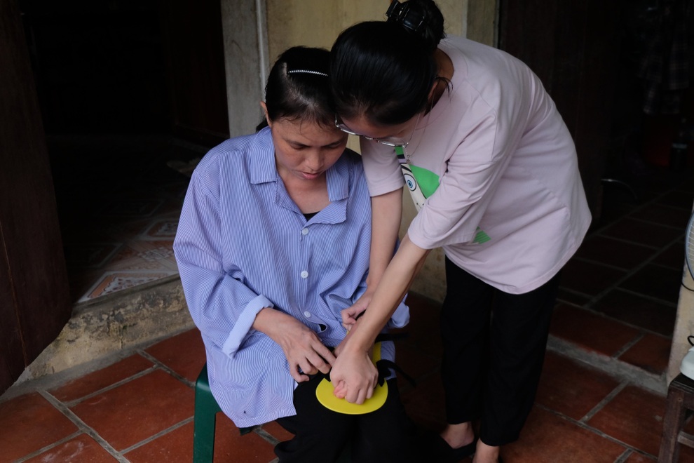 Nước mắt góa phụ thập tử nhất sinh và viễn cảnh về con gái tội nghiệp! - 2 Nước mắt góa phụ thập tử nhất sinh và viễn cảnh về con gái tội nghiệp! - 2