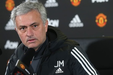 Mourinho đòi nhận giải “cư xử đẹp nhất”