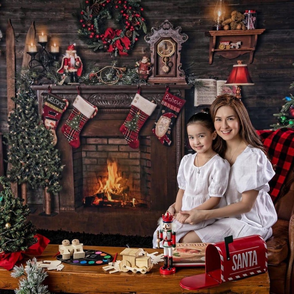Nhan sắc hoàn hảo của gia đình mỹ nhân đẹp nhất Philippines - 10 Nhan sắc hoàn hảo của gia đình mỹ nhân đẹp nhất Philippines - 10