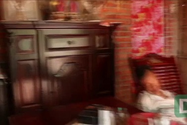 Hai cha con bị chấn thương não không tiền chữa trị