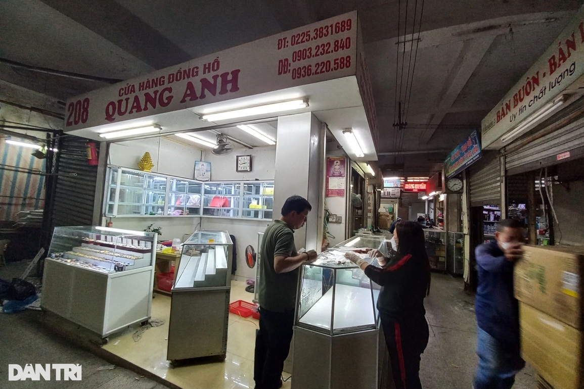 Hình ảnh cuối cùng của chợ Sắt Hải Phòng trước khi chỉ còn là hoài niệm - 5