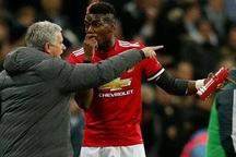 Phá vỡ sự im lặng, Pogba nói về mối quan hệ với HLV Mourinho