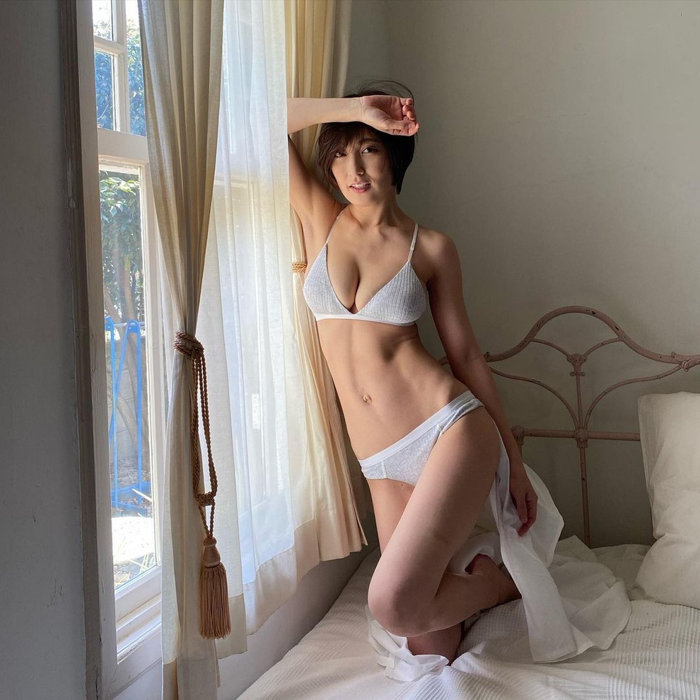 Nữ hoàng áo tắm Nhật Bản Yoko Kumada ly hôn chồng vì bị bạo hành - 2 Nữ hoàng áo tắm Nhật Bản Yoko Kumada ly hôn chồng vì bị bạo hành - 2