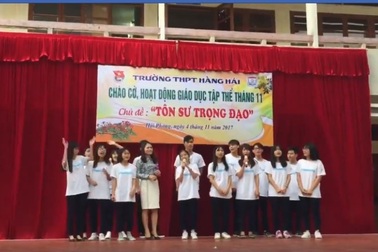 Clip “Cô tuyệt vời nhất” phiên bản học sinh THPT Hàng Hải
